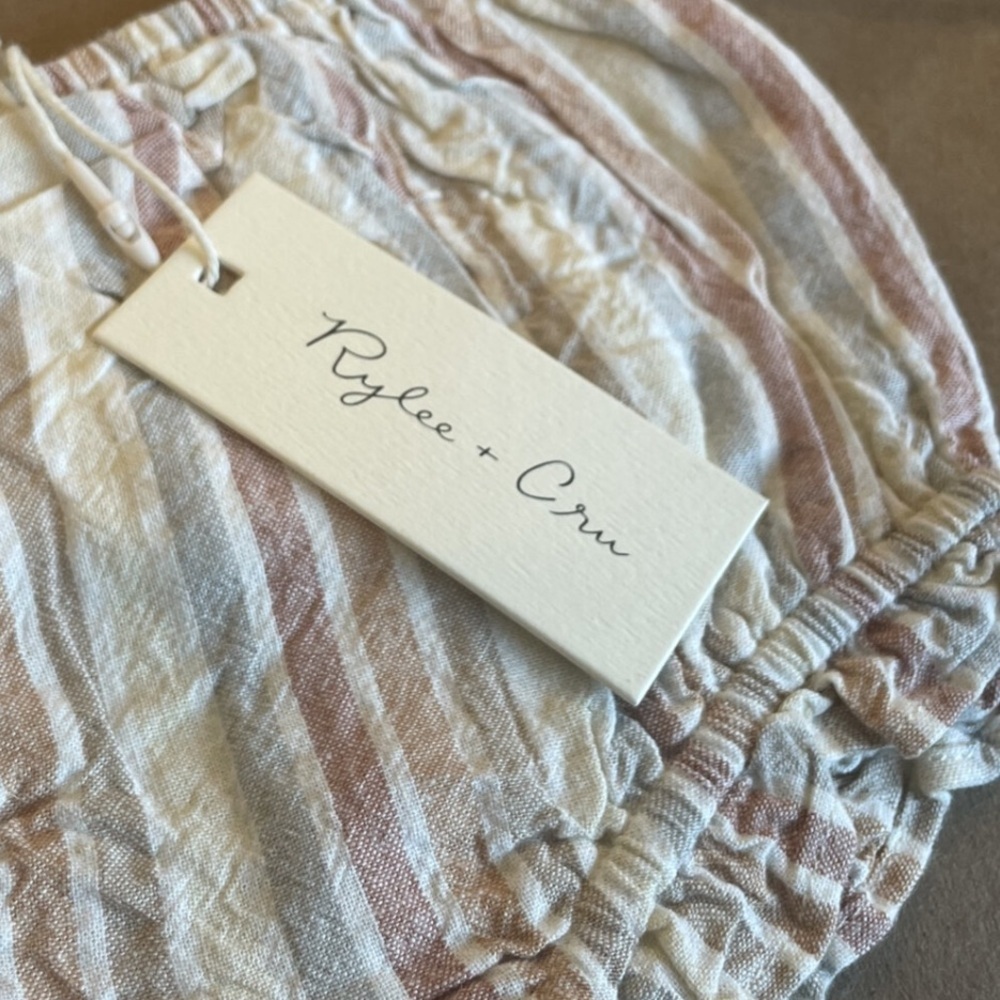 🆕Rylee + Cru Striped Bloomer Size
18-24 Mo NWT - Picture 2 of 3